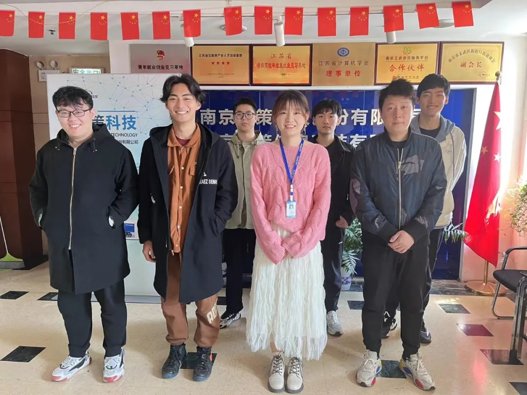 【結(jié)班留影】 好運藏在你的實力里，也藏在